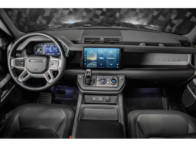 Land-Rover Defender P400 X- Dynamic