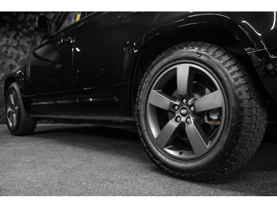 Land-Rover Defender P400 X- Dynamic