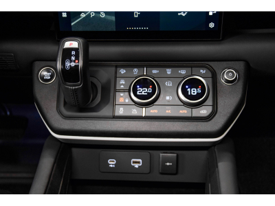 Land-Rover Defender P400 X- Dynamic