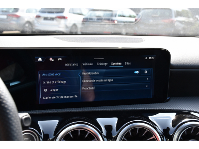 Mercedes-Benz A 200 AMG Line 7G-Tronic