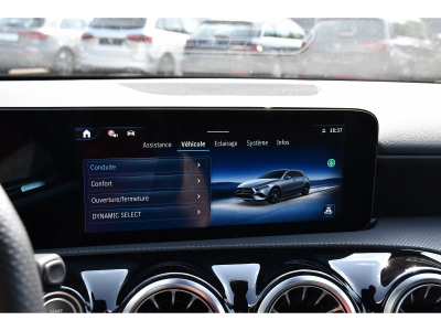 Mercedes-Benz A 200 AMG Line 7G-Tronic