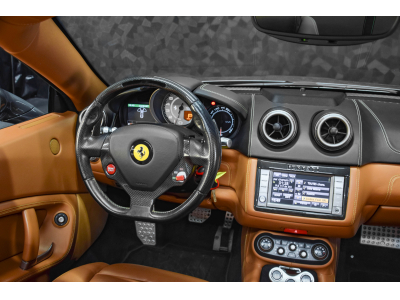 Ferrari California 4.3 V8