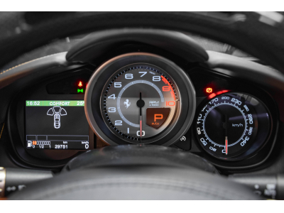 Ferrari California 4.3 V8