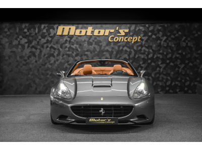 Ferrari California 4.3 V8