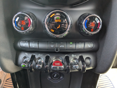MINI Cooper 1.5A SIEGES SPORT CHAUF CARPLAY GPS LED CAMERA