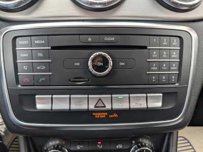 Mercedes-Benz CLA 180 AUTO PACK AMG GPS BLUETOOTH APS AV/ARR