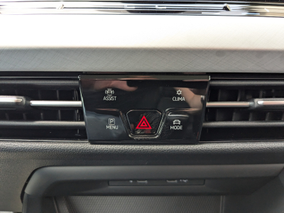 Volkswagen Golf 2.0 TDI FIRST EDITION CARPLAY GPS LED AMBIANCE