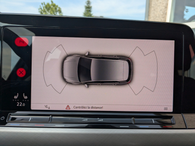 Volkswagen Golf 2.0 TDI FIRST EDITION CARPLAY GPS LED AMBIANCE