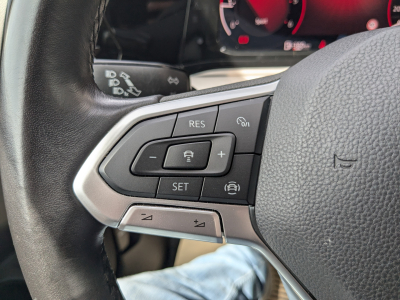 Volkswagen Golf 2.0 TDI FIRST EDITION CARPLAY GPS LED AMBIANCE