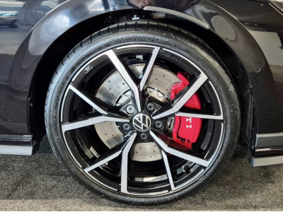 Volkswagen Golf GTI 2.0 TSI CLUBSPORT BLACK STYLE HARMAN KARDON PANO CUIR NAVI