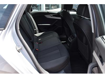 Audi A4 Avant 30 TDI S-Tronic