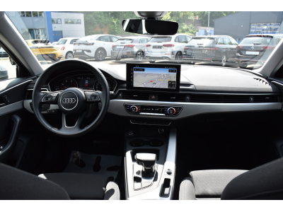 Audi A4 Avant 30 TDI S-Tronic