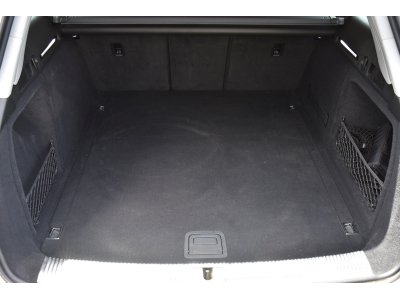 Audi A4 Avant 30 TDI S-Tronic