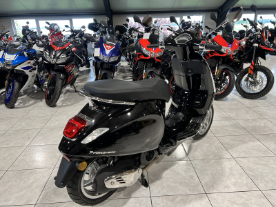 Vespa Primavera 125 E5 +