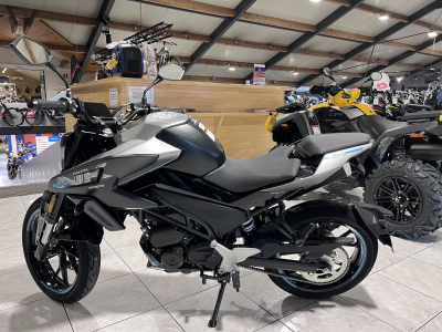 CF Moto 125 NK 