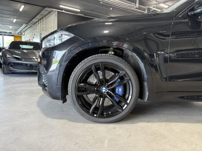 BMW X6 M Competition,/Pano/HUD/SoftClose/Keles/360° ACC/ /21/B&O