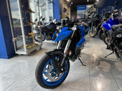 Suzuki GSX-8S 