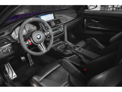 BMW M4 F82 CS - FROZEN DARK BLUE