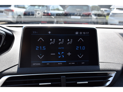 Peugeot 3008 1.2 PureTech EAT8