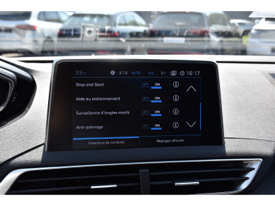 Peugeot 3008 1.2 PureTech EAT8