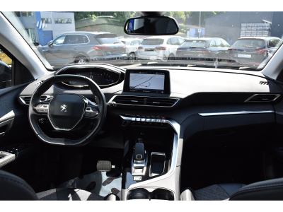 Peugeot 3008 1.2 PureTech EAT8