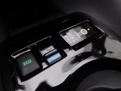 Nissan Leaf N-Connecta 40KW