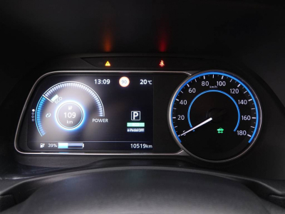 Nissan Leaf N-Connecta 40KW