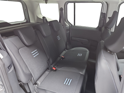 Ford Tourneo Courier 1.0i Ecoboost 126 Active Automatik