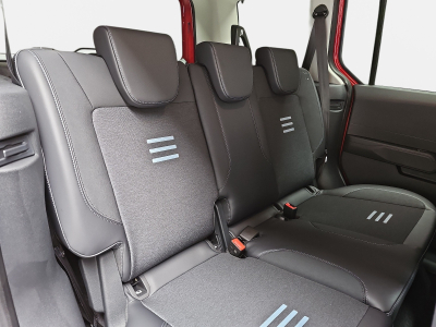 Ford Tourneo Courier 1.0i Ecoboost 126 Active Automatik