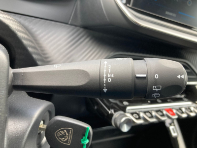 Peugeot 208 1.2 PureTech 100e-DCS6 GT