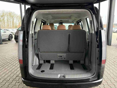 Hyundai Staria 1.6 T-GDI HEV 215 Luxury