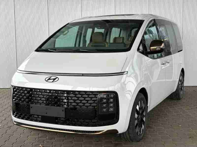 Hyundai Staria 1.6 T-GDI HEV 215 Luxury