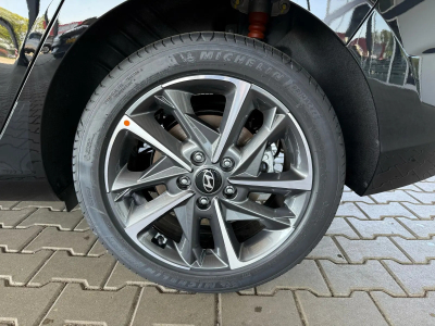 Hyundai i30 1.5 T-GDI mHEV  DCT 140 Fastback Prime