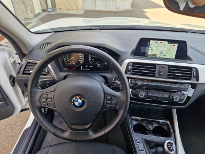 BMW 118 i 136 CV Garantie 12 Mois