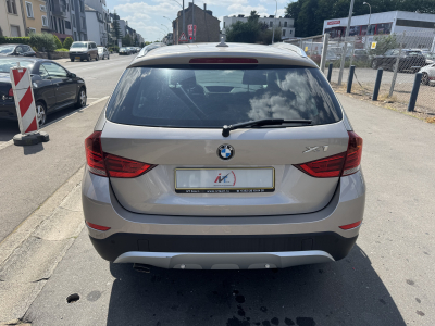 BMW X1 18dA Xdrive 143 X-LINE