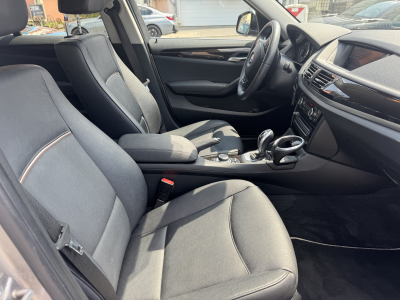 BMW X1 18dA Xdrive 143 X-LINE