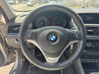 BMW X1 18dA Xdrive 143 X-LINE