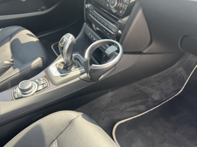 BMW X1 18dA Xdrive 143 X-LINE