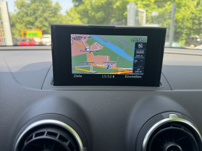 Audi A3 AUDI A3 SPORTBACK QUATTRO NAVI XENON SITZHEIZUNG AHK