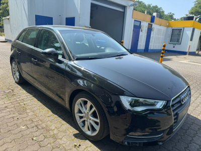 Audi A3 AUDI A3 SPORTBACK QUATTRO NAVI XENON SITZHEIZUNG AHK
