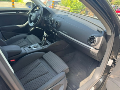 Audi A3 AUDI A3 SPORTBACK QUATTRO NAVI XENON SITZHEIZUNG AHK