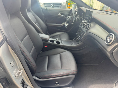 Mercedes-Benz CLA 220 MERCEDES-BENZ CLA 220 d AMG LEDER PANORAMA BII XENON NAVI