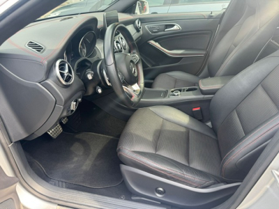 Mercedes-Benz CLA 220 MERCEDES-BENZ CLA 220 d AMG LEDER PANORAMA BII XENON NAVI