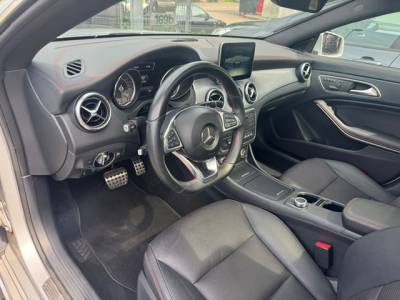 Mercedes-Benz CLA 220 MERCEDES-BENZ CLA 220 d AMG LEDER PANORAMA BII XENON NAVI