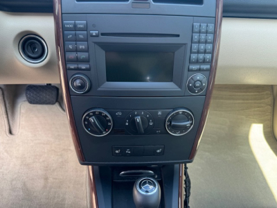 Mercedes-Benz A 200 MERCEDES-BENZ A200 AUTOMATIK PANORAMA LEDER SHZ