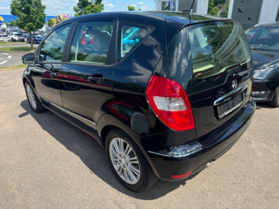 Mercedes-Benz A 200 MERCEDES-BENZ A200 AUTOMATIK PANORAMA LEDER SHZ