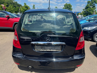 Mercedes-Benz A 200 MERCEDES-BENZ A200 AUTOMATIK PANORAMA LEDER SHZ