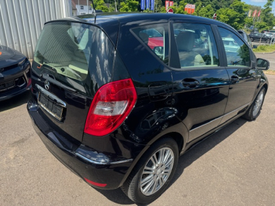 Mercedes-Benz A 200 MERCEDES-BENZ A200 AUTOMATIK PANORAMA LEDER SHZ