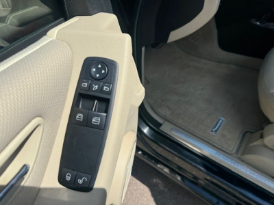 Mercedes-Benz A 200 MERCEDES-BENZ A200 AUTOMATIK PANORAMA LEDER SHZ