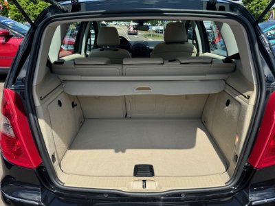 Mercedes-Benz A 200 MERCEDES-BENZ A200 AUTOMATIK PANORAMA LEDER SHZ